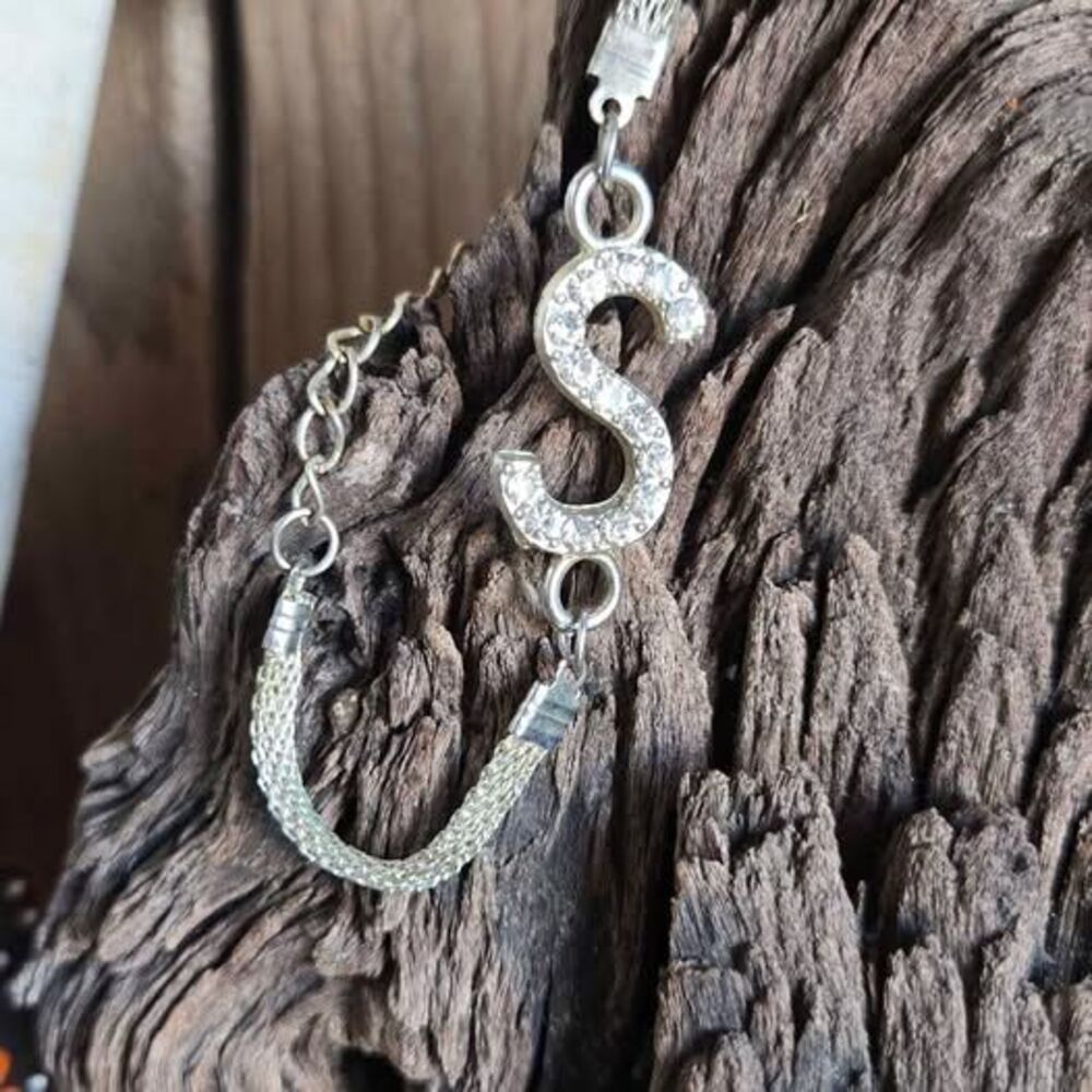 Silver Tone Rhinestone Initial "S" Mesh Chain Bracelet | Adjustable | Pre-Owned